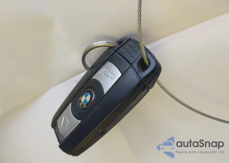 2009 BMW 335I из США, поврежденный, VIN WBAWL73529P473448